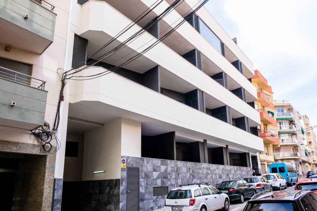 NEW 2020 Residencial Aqua Beach -Apartment Torrevieja Center Exterior foto